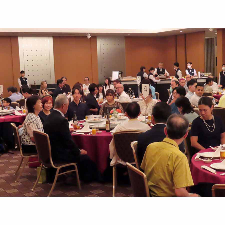 70周年記念パーティー風景07
