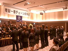 �D�G�]�ƈ��\��