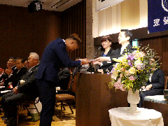 �X�s�[�`�R���N�[�����ʏ�